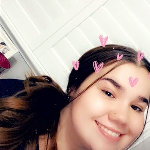 Meet your Posher, Olivia